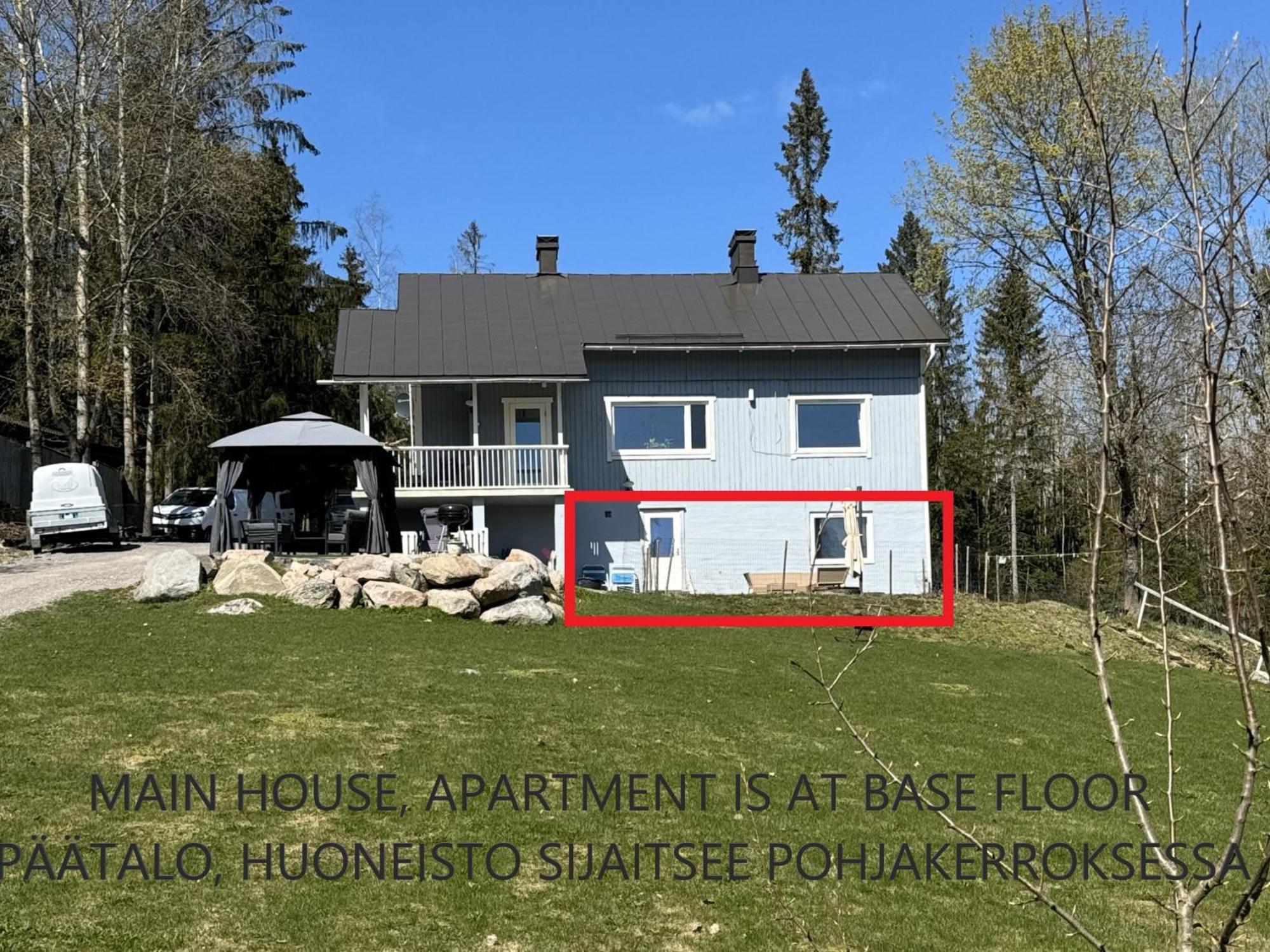 Lakeview Apartment, Apartment *